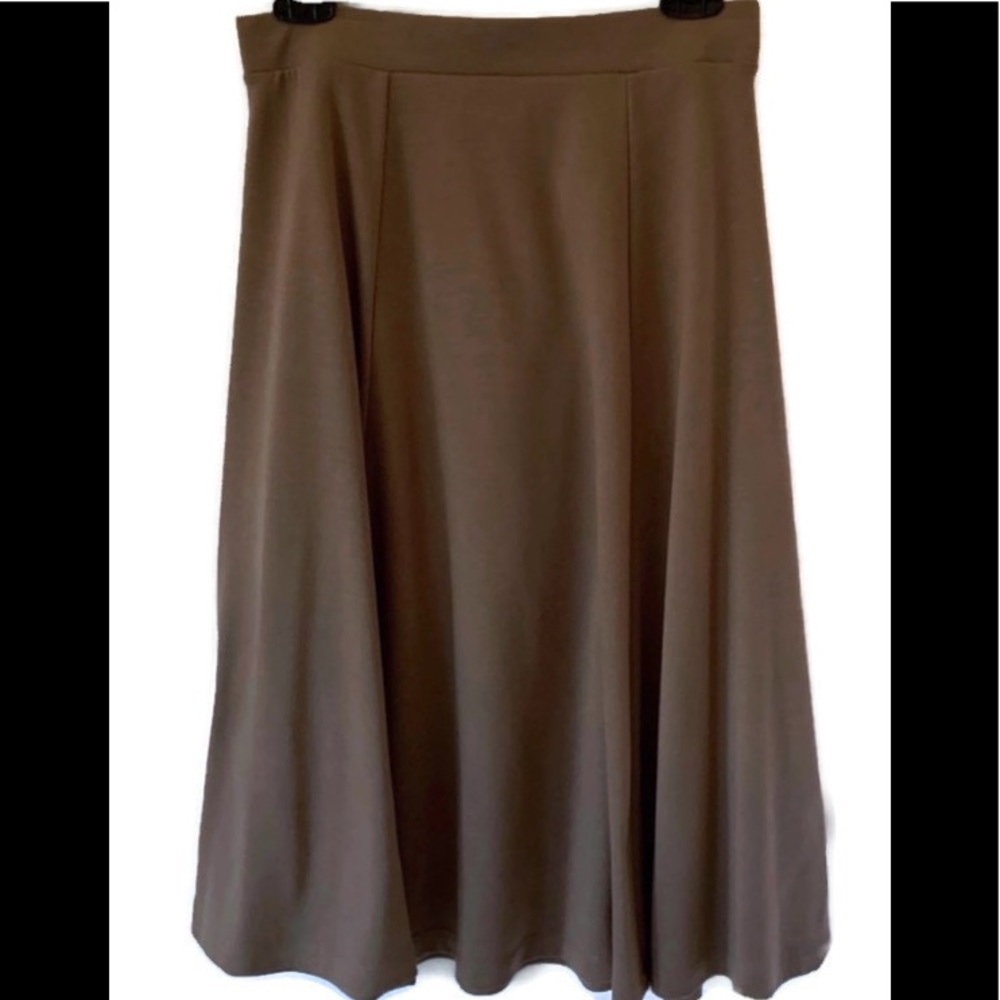 L Forever 21 Knit 6 Panel Skirt